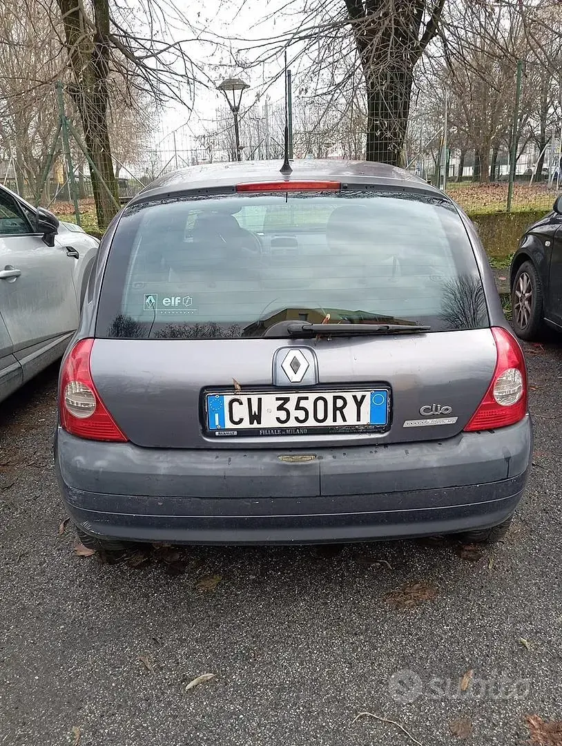 Usata Renault Clio 2005 Grigio Utilitaria