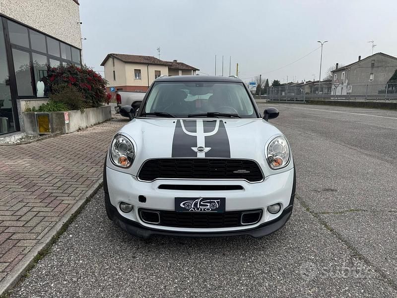 Usata Mini Cooper SD Countryman 142 CV (104 kW) 2011 Bianco SUV