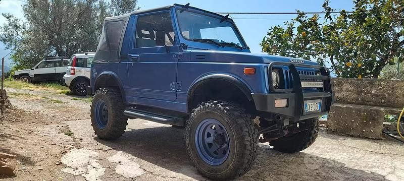 Begagnad Suzuki Samurai 1988 Blå SUV