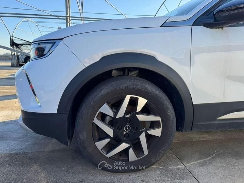 Usata Opel Mokka Elegance 101 CV (74 kW) 2022 Bianco SUV