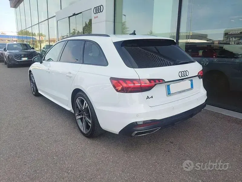 Usata Audi A4 S-Line 163 CV (119 kW) 2022 Bianco Station wagon