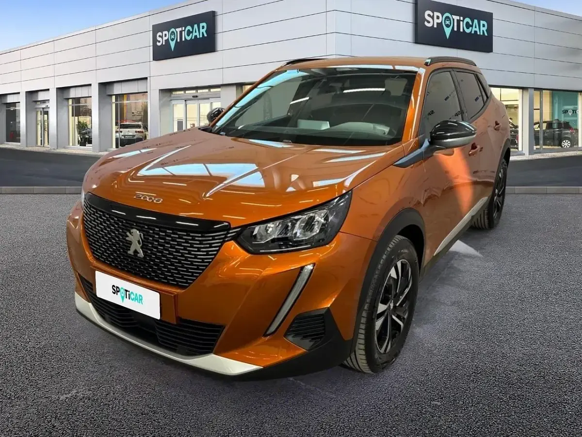 Usata Peugeot 2008 Allure 102 CV (75 kW) 2023 SUV