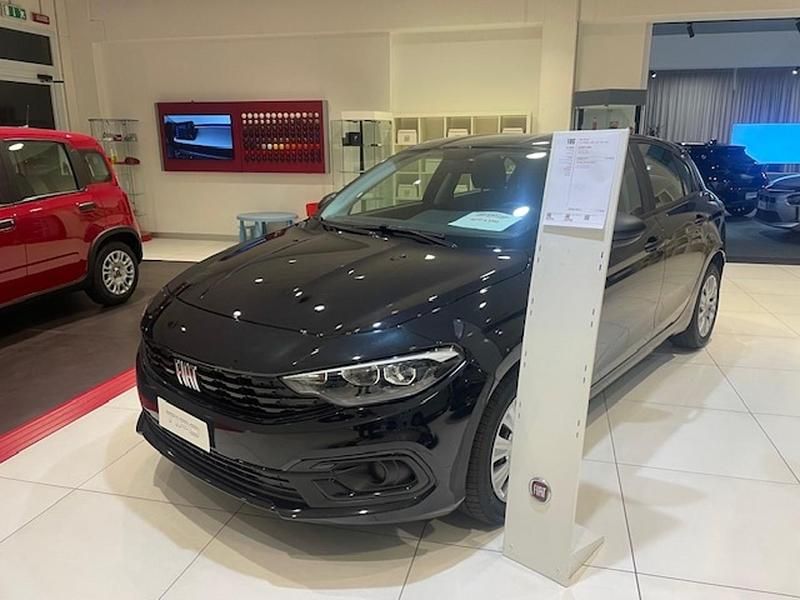 Usata Fiat Tipo 130 CV (95 kW) 2024 Nero Berlina