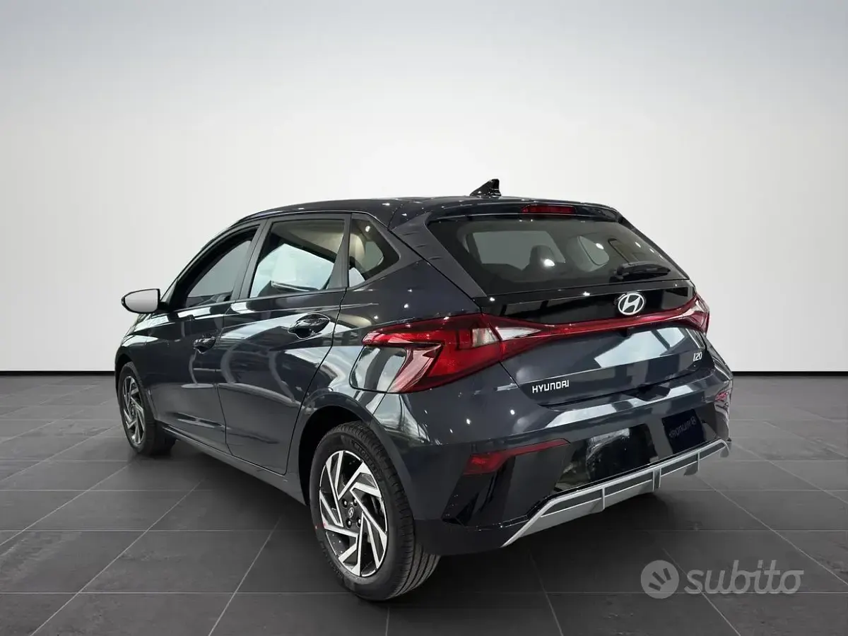 Nuova Hyundai i20 90 CV (66 kW) 2026 Grigio Utilitaria