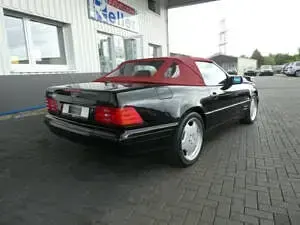 Usata Mercedes SL500 320 CV (235 kW) 1998 Nero Cabrio