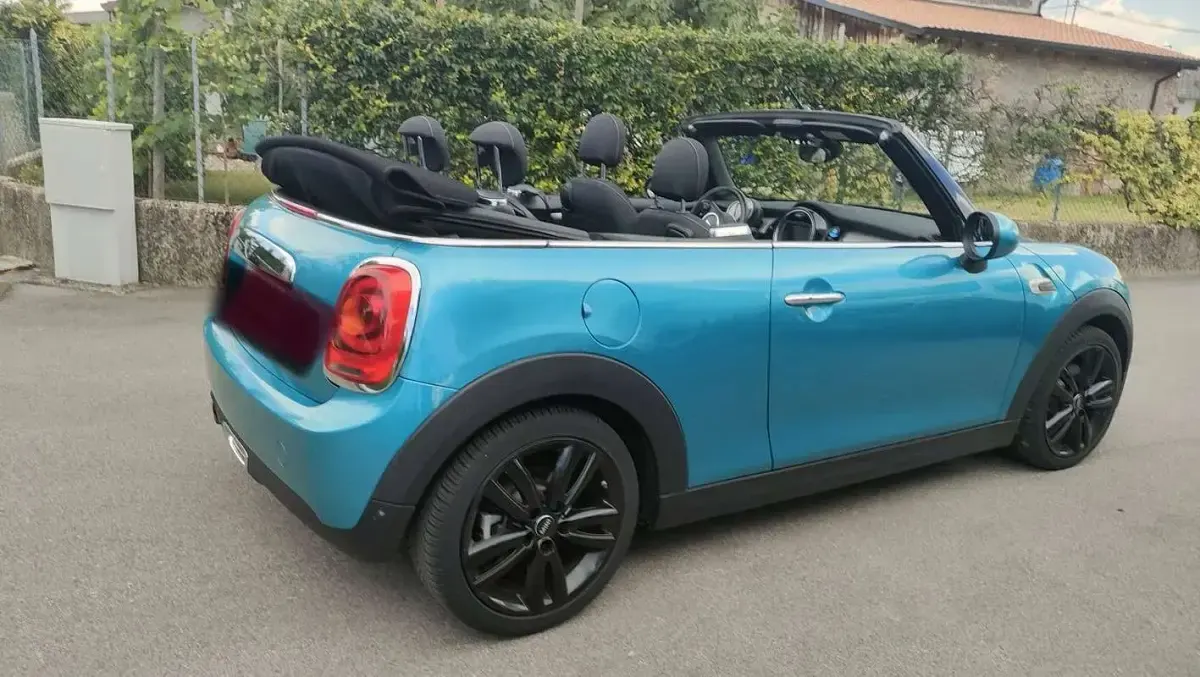 Usata Mini One Cabriolet 102 CV (75 kW) 2016 Blu/azzurro Cabrio