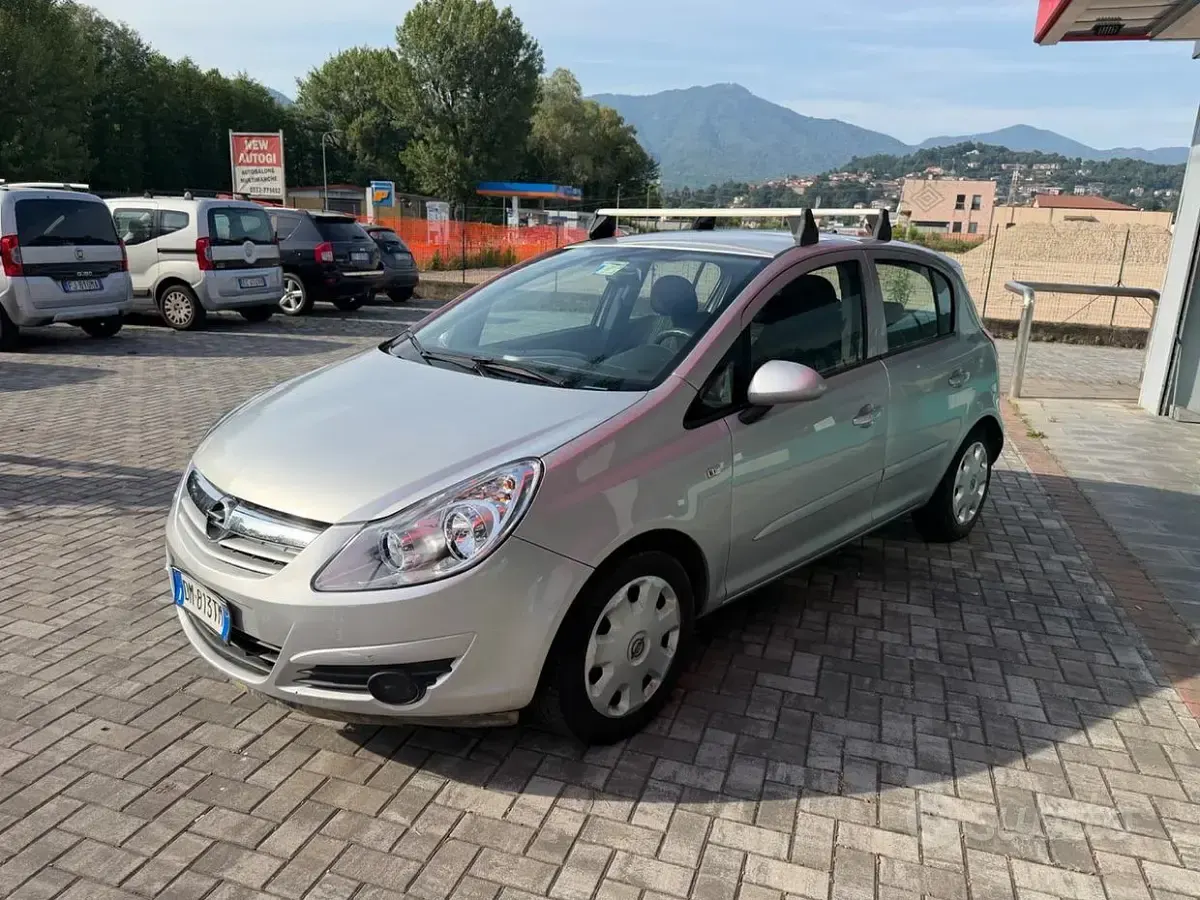 Usata Opel Corsa 90 CV (66 kW) 2008 Grigio Utilitaria