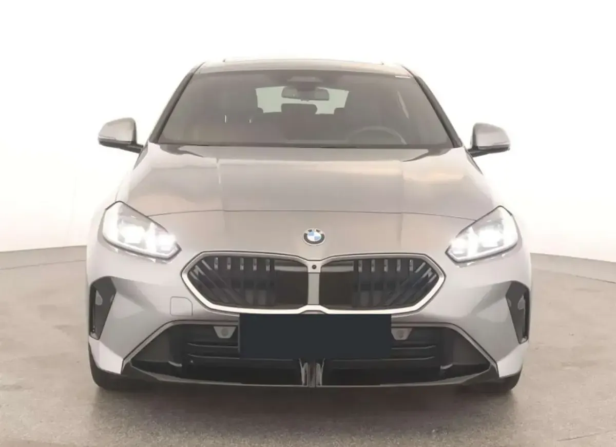 Usata BMW 120 M Sport 156 CV (114 kW) 2024 Grigio Utilitaria