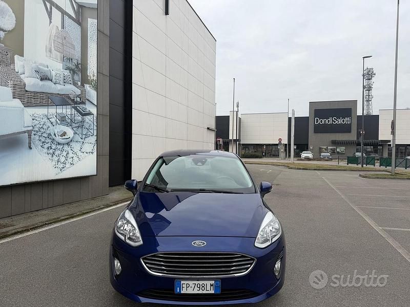 Usata Ford Fiesta ST-Line 85 CV (62 kW) 2018 Blu Berlina
