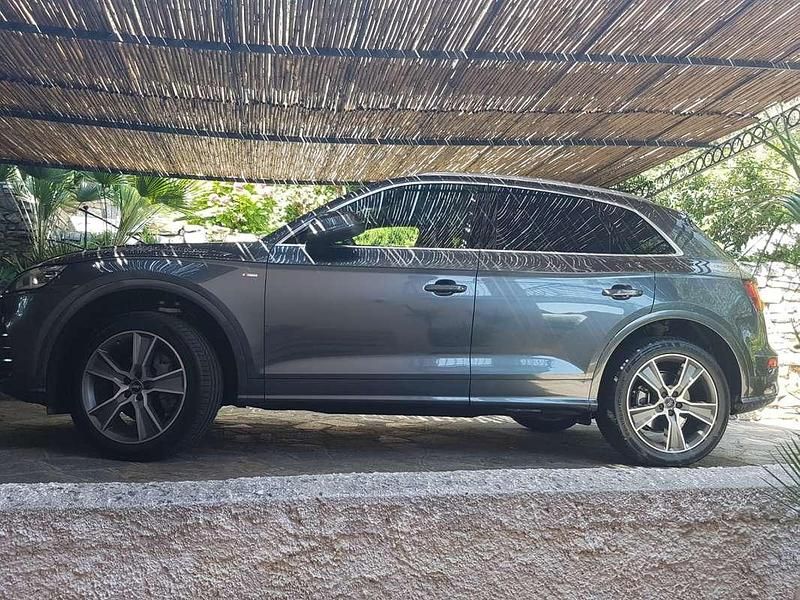Usata Audi Q5 S-line plus 190 CV (139 kW) 2018 Grigio SUV