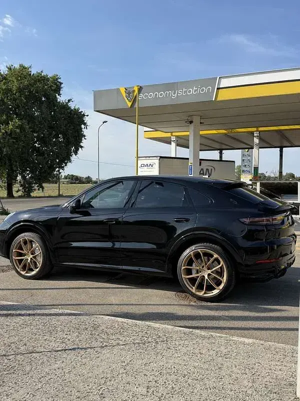 Usata Porsche Cayenne 549 CV (403 kW) 2019 Nero SUV