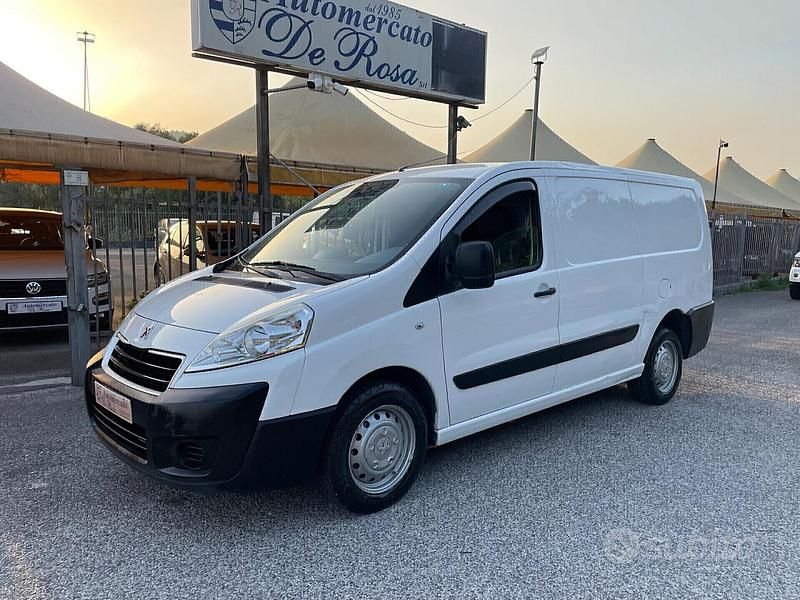 Usata Peugeot Expert 130 CV (95 kW) 2013 Bianco Furgone