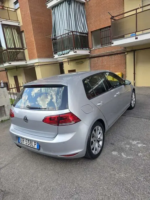 Usata VW Golf VII Highline 122 CV (89 kW) 2013 Berlina