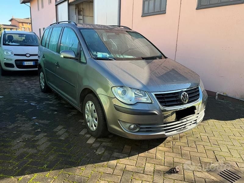 Usata VW Touran 108 CV (79 kW) 2007 Grigio Monovolume
