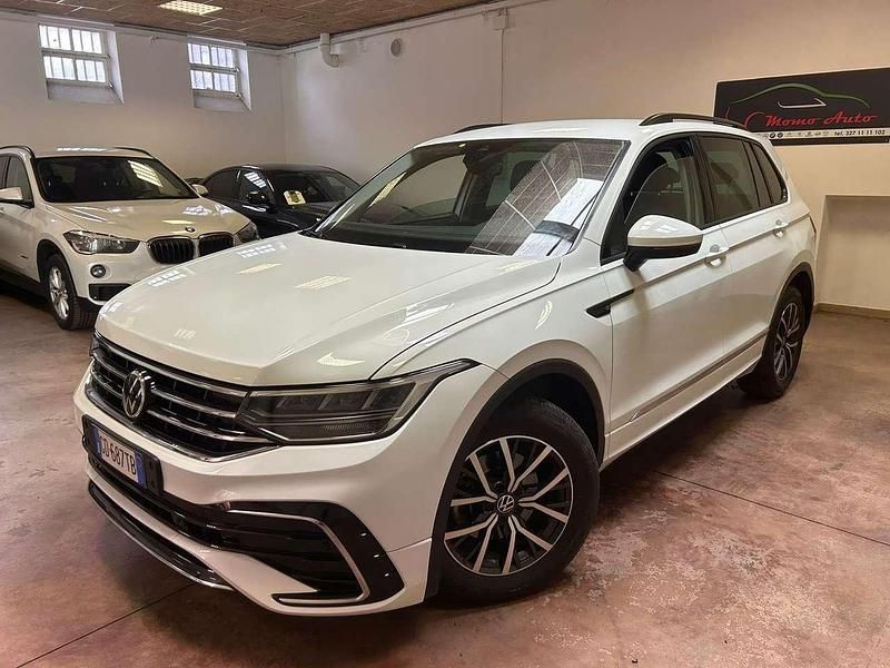 Usata VW Tiguan R-line 150 CV (110 kW) 2021 Bianco SUV