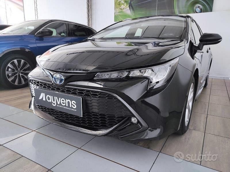 Usata Toyota Corolla Business Edition 98 CV (72 kW) 2022 Nero Station wagon