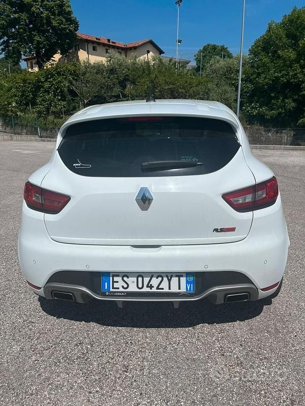 Usado Renault Clio IV R.S. 2013 Blanco Berlina