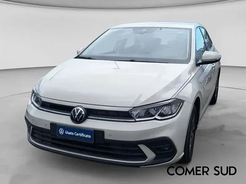 Usata VW Polo Life 80 CV (58 kW) 2023 Beige Utilitaria