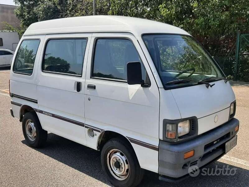 Bianco Usata 1993 Piaggio Porter Furgone | 4990 € - Immagine 1/4