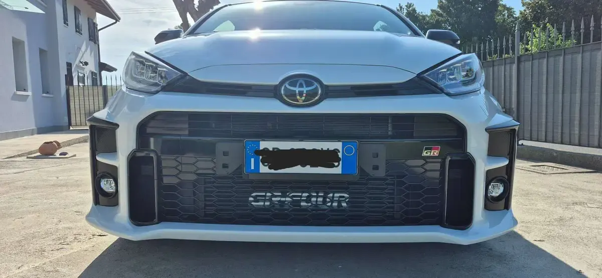 Usata Toyota Yaris 261 CV (191 kW) 2021 Bianco Utilitaria