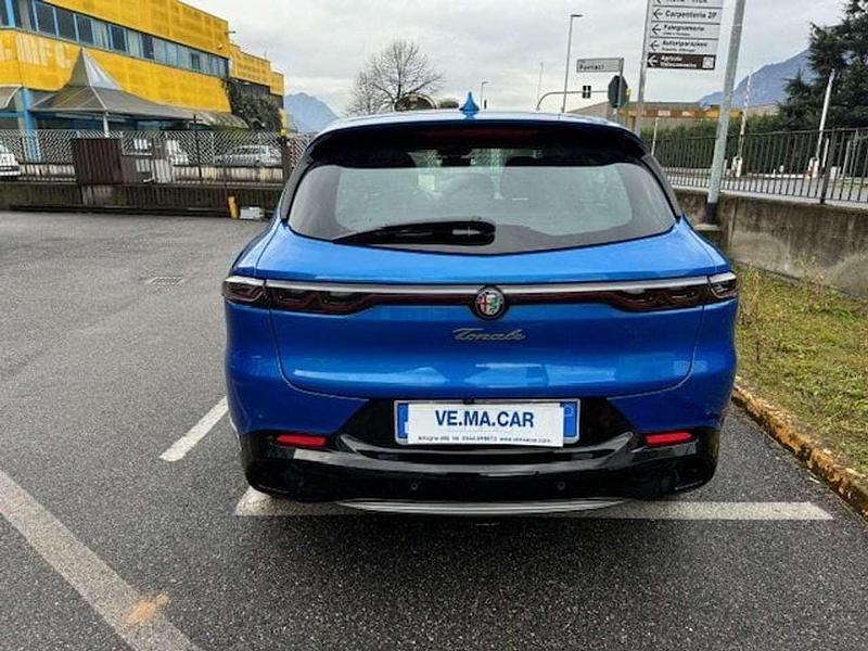 Usata Alfa Romeo Tonale Ti 160 CV (117 kW) 2023 Blu/azzurro SUV