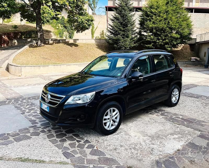 Usata VW Tiguan 140 CV (102 kW) 2011 Nero SUV