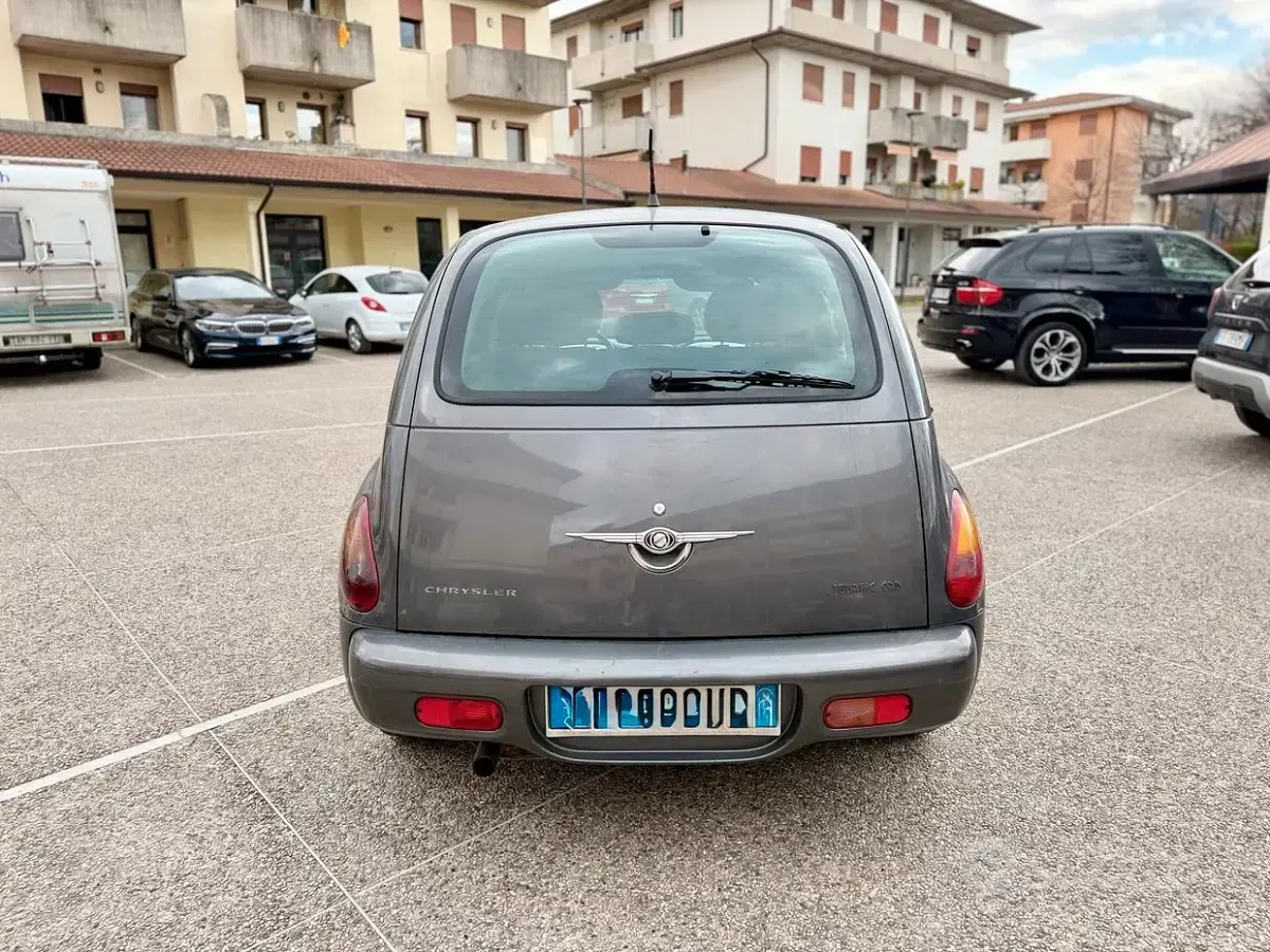 Usata Chrysler PT Cruiser Limited 121 CV (88 kW) 2004 Grigio Berlina