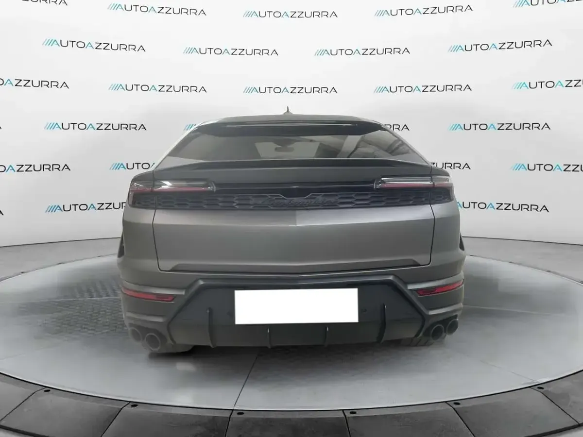 Usata Lamborghini Urus 799 CV (587 kW) 2025 Grigio SUV