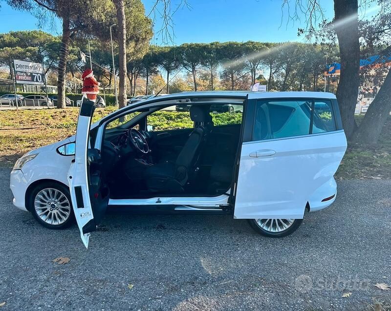 Bianco Usata 2013 Ford B-MAX Monovolume | 5000 € - Immagine 1/4