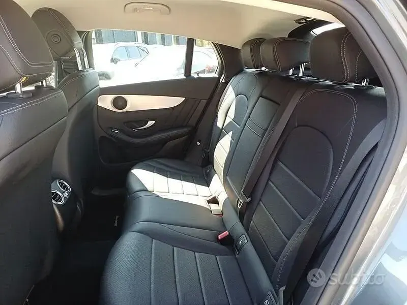 Usata Mercedes GLC250 Premium 211 CV (155 kW) 2018 Grigio SUV
