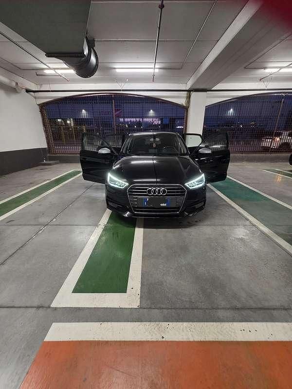 Usata Audi A1 Design 90 CV (66 kW) 2015 Berlina