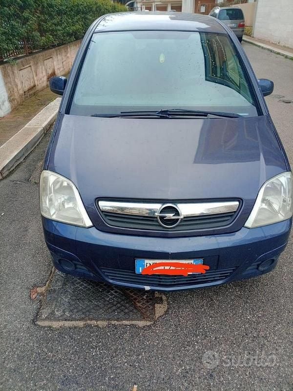 Usata Opel Meriva 2006 Grigio Monovolume