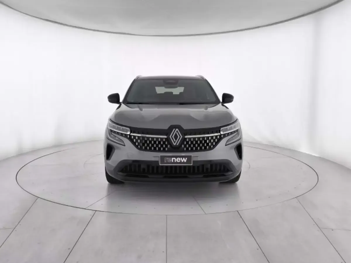 Usata Renault Austral Techno 131 CV (96 kW) 2023 Grigio scisto SUV