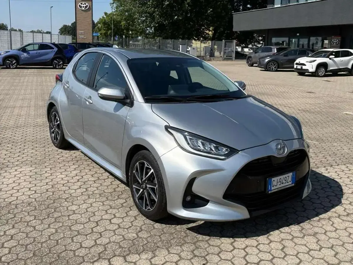 Usata Toyota Yaris Trend 72 CV (52 kW) 2022 Other Utilitaria