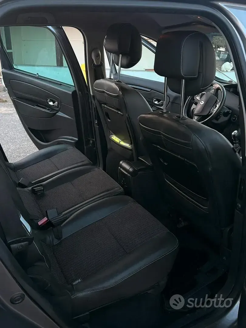 Usata Renault Scenic E-Tech XMOD 2013 Grigio Berlina