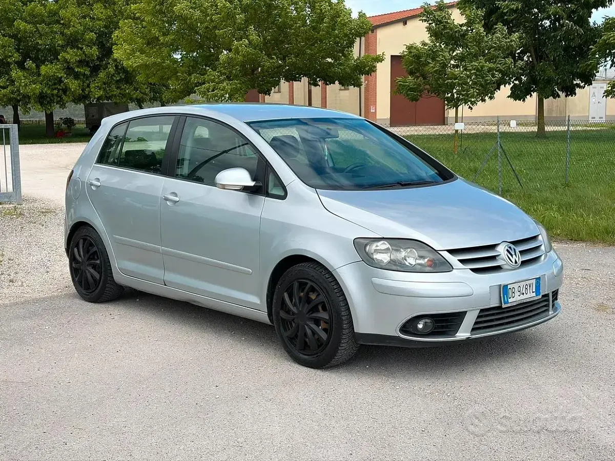 Usata VW Golf IV 102 CV (75 kW) 2006 Grigio Berlina