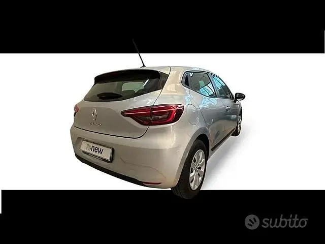 Usata Renault Clio V Life 91 CV (66 kW) 2022 Grigio chiaro Berlina