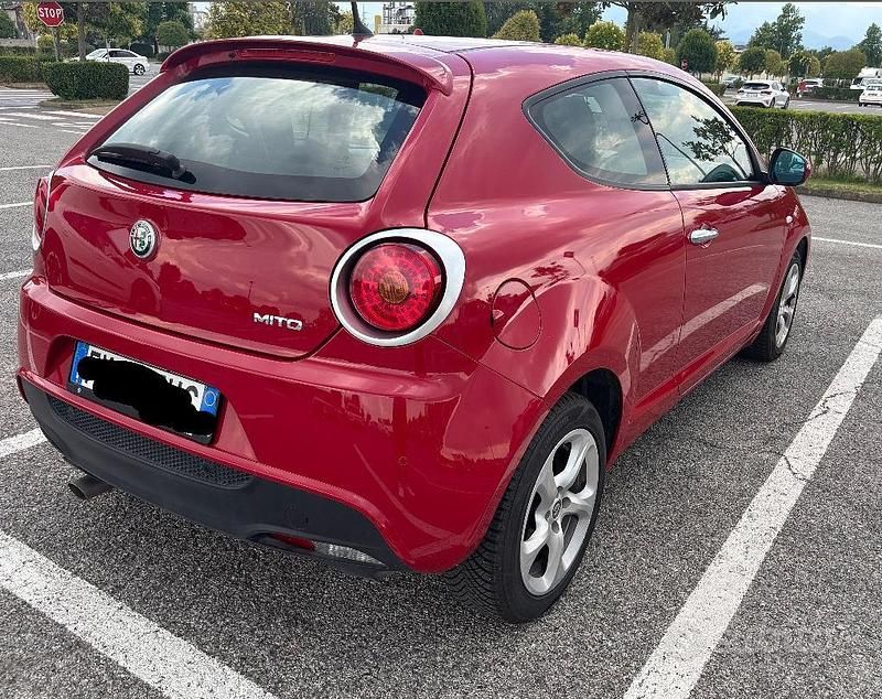 Usata Alfa Romeo MiTo 95 CV (69 kW) 2017 Rosso Utilitaria