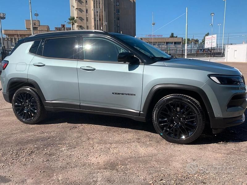 Usata Jeep Compass 130 CV (95 kW) 2022 Grigio SUV