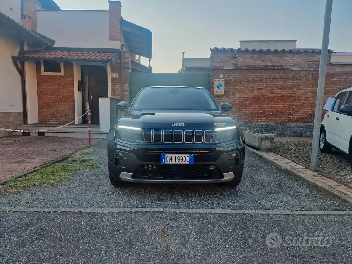 Usata Jeep Avenger 101 CV (74 kW) 2023 Nero SUV