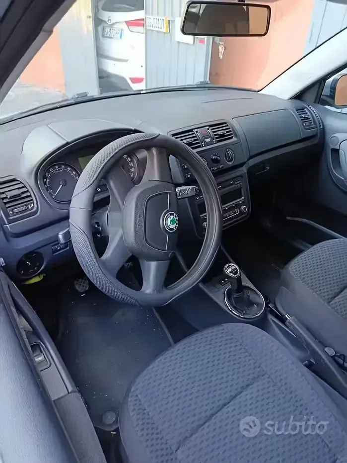 Usata Skoda Fabia 75 CV (55 kW) 2011 Berlina