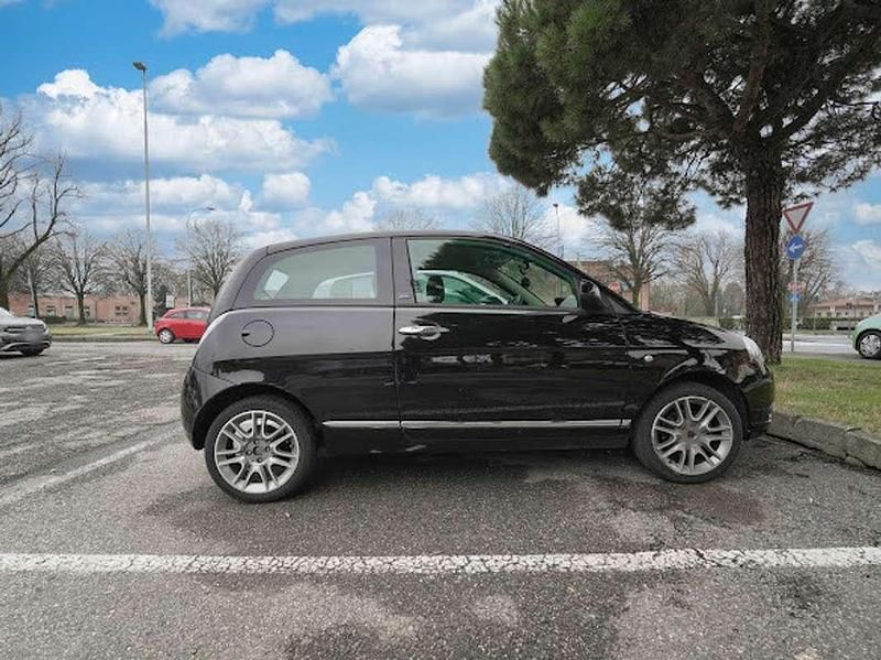 Usata Lancia Ypsilon 69 CV (50 kW) 2011 Utilitaria