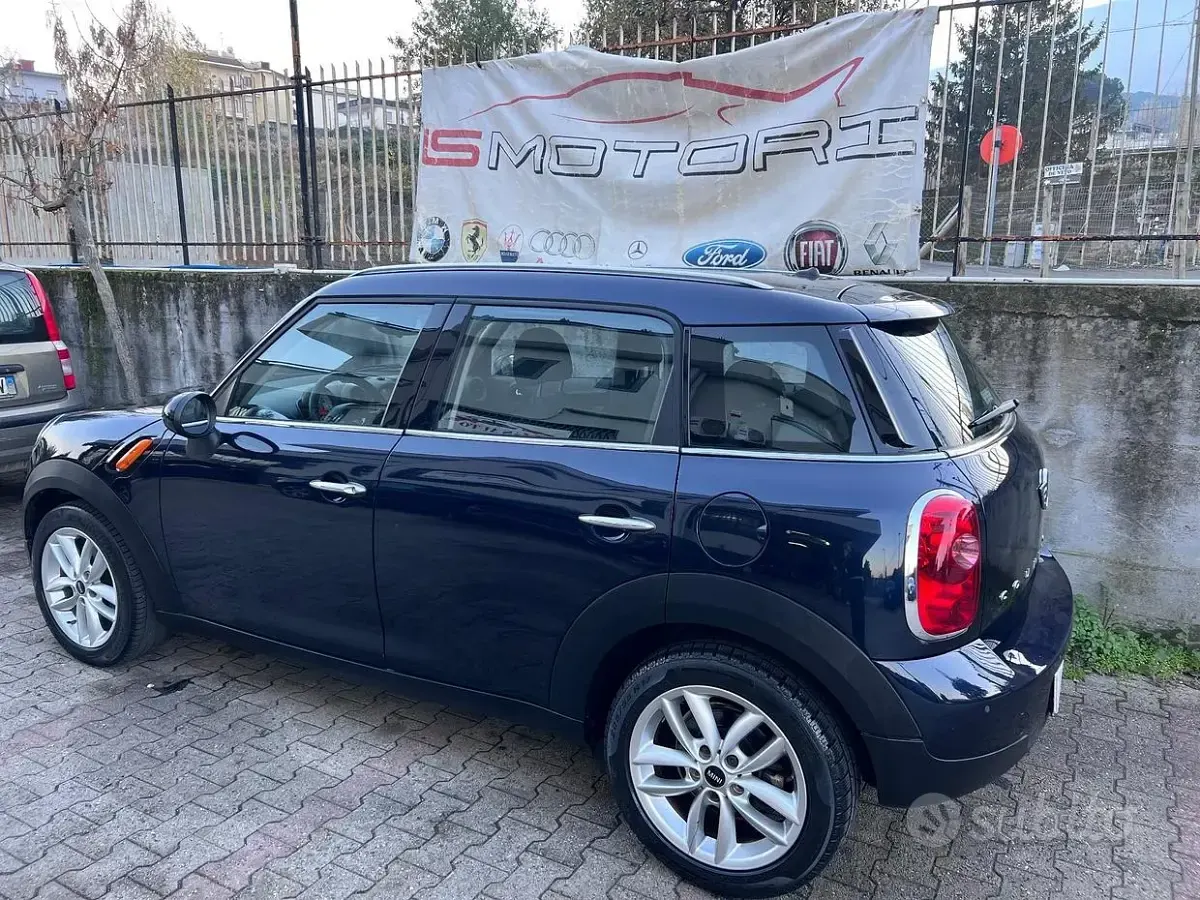 Usata Mini Cooper Countryman 90 CV (66 kW) 2012 Bluazzurro SUV