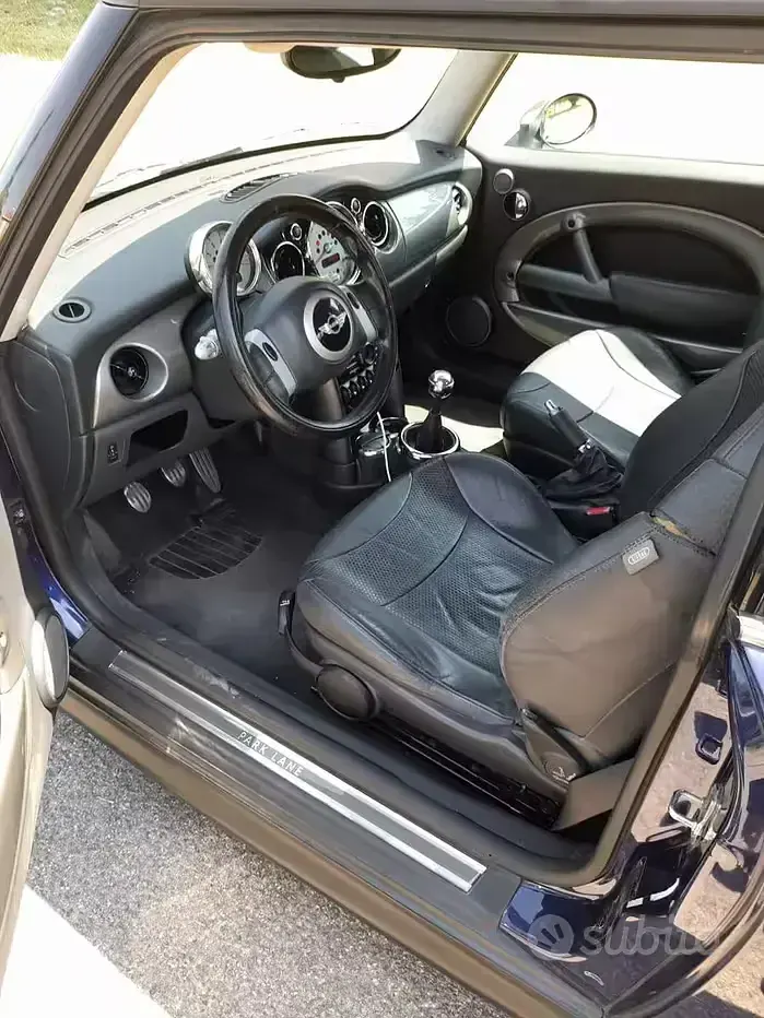 Usata Mini Cooper 88 CV (64 kW) 2006 Bluazzurro Utilitaria
