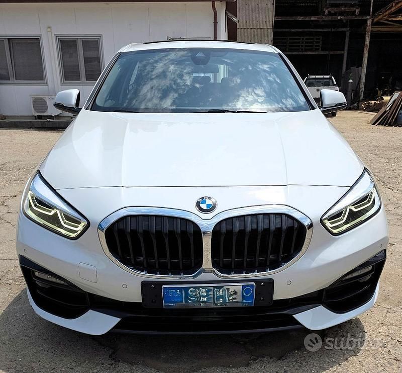 Usata BMW 120 190 CV (139 kW) 2019 Bianco Utilitaria