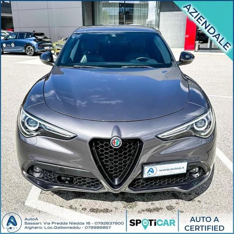 Second-hand Alfa Romeo Stelvio Veloce 210 CP (154 kW) 2021 Gri SUV