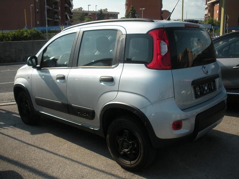 Usata Fiat Panda 4x4 95 CV (69 kW) 2021 Argento Utilitaria