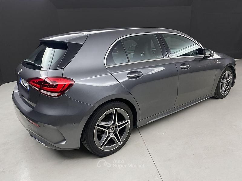 Usata Mercedes A200 Premium 150 CV (110 kW) 2019 Gray Berlina