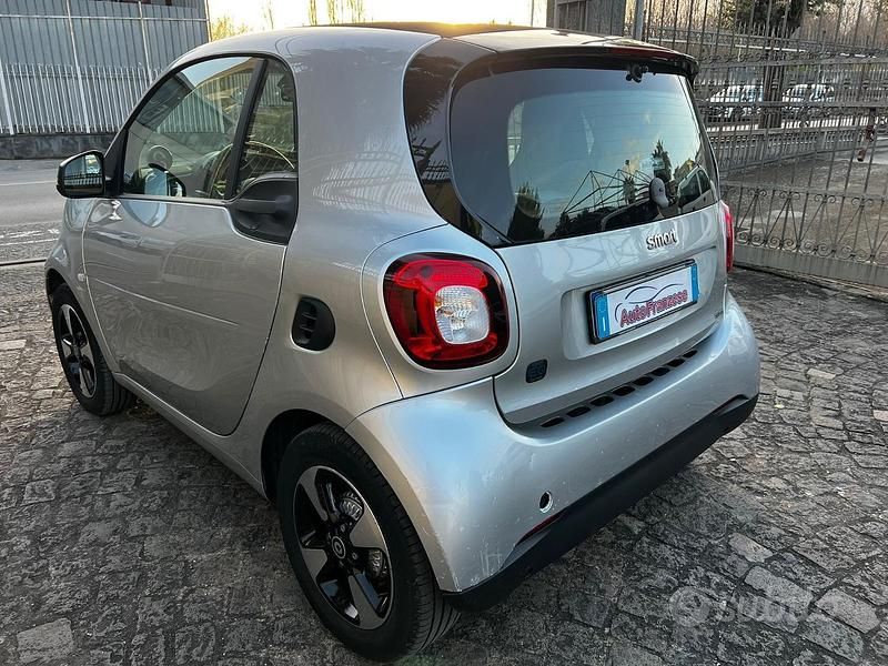 Usata Smart ForTwo Coupé 2021 Grigio Utilitaria