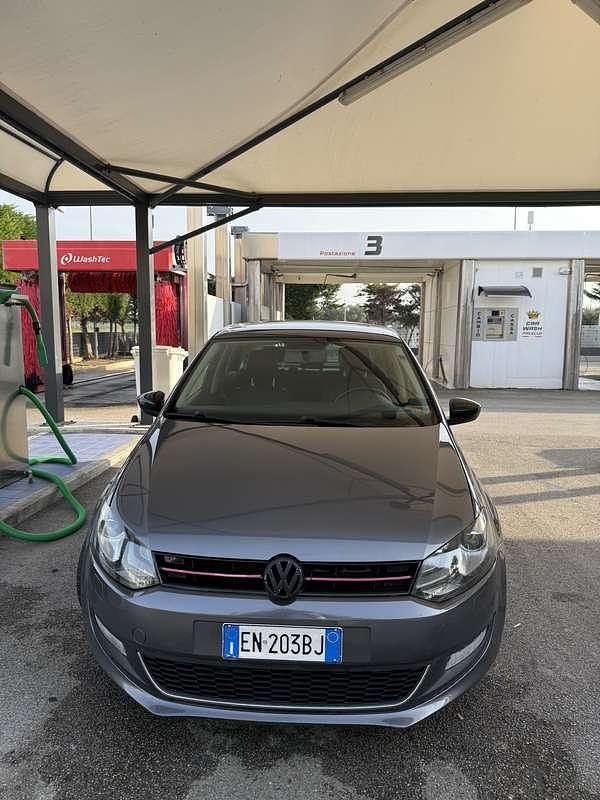 Usata VW Polo Highline 90 CV (66 kW) 2013 Grigio Utilitaria